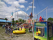 Trabers Bungy Trampoline (©Foto:Martin Schmitz)